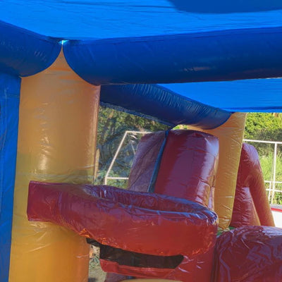 Africa 2 : jeu pour enfants de 18 mois à 10ans ( env. 8 x 3 x Ht 4 m.) ave c toiture tissu. / FORFAIT DE 4H / PERIODE HAUTE