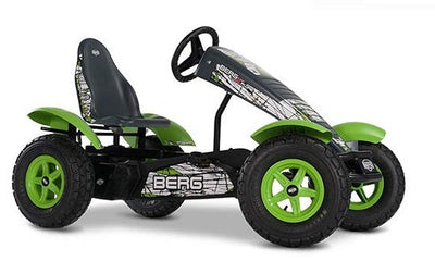 Lot de 2 Karts à pédales / PÉRIODE HAUTE