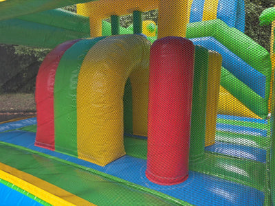 PAT'PATROUILLE : jeu pour enfants jusqu'à 10 ans ( env. 6 x 5 x ht 4.5 m.)/ FORFAIT DE 4H / PERIODE HAUTE