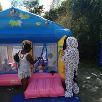 PISCINE À BALLES – Location Martinique : Jeu gonflable couvert avec piscine à balles pour enfants jusqu'à 10 ans (env. 5 x 4,5 x ht 4 m.) / FORFAIT DE 4H